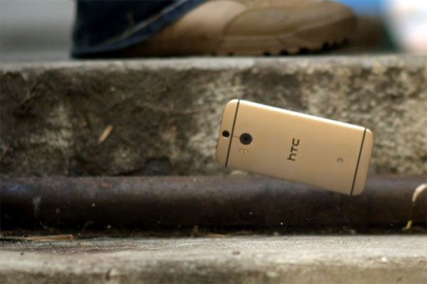 HTC One M8 Yard Shot