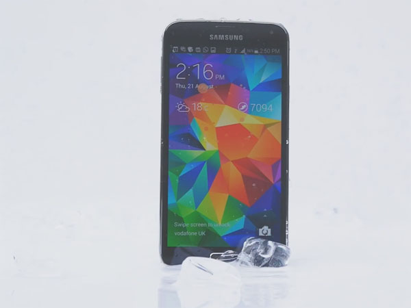 galaxy s5 Ice Bucket Challenge