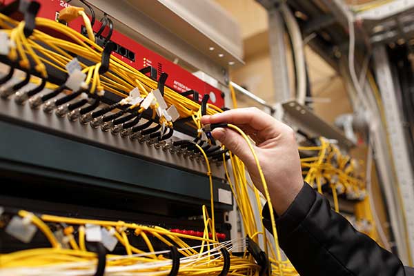 cabling-tech