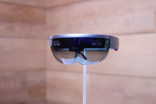 Microsoft-hololens